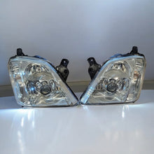 Laden Sie das Bild in den Galerie-Viewer, Frontscheinwerfer Opel Meriva A Xenon Ein Stück (Rechts oder Links) Headlight SCH5331220775vy