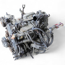 Load image into Gallery viewer, Motor Toyota Hiace I Diesel Engine Unkomplett