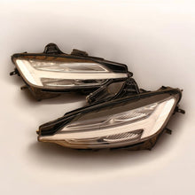 Load image into Gallery viewer, Frontscheinwerfer Volvo S60 III LED Ein Stück (Rechts oder Links) Headlight SCH9196701315bh