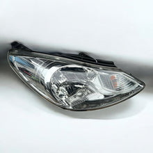 Laden Sie das Bild in den Galerie-Viewer, Frontscheinwerfer Hyundai I10 Rechts Scheinwerfer Headlight