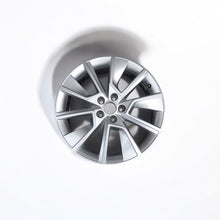 Laden Sie das Bild in den Galerie-Viewer, 1x Alufelge 17 Zoll 6.5&quot; 5x100 40ET 658601025D Skoda Scala Rim Wheel