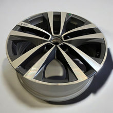 Load image into Gallery viewer, 1x Alufelge 18 Zoll 7.0&quot; 5x114.3 35ET 403007351 Mg Koleos Clio 1 Rim Wheel