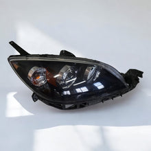 Laden Sie das Bild in den Galerie-Viewer, Frontscheinwerfer Mazda 3 Bk Xenon Rechts Scheinwerfer Headlight SCH3409044773mn