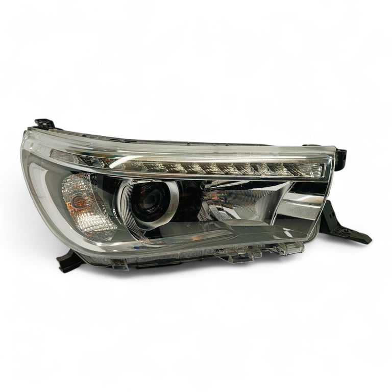 Frontscheinwerfer Toyota Hilux VIII 0K-56 2015-N1 LED Rechts Headlight SCH2909030286ns