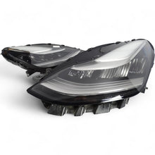 Laden Sie das Bild in den Galerie-Viewer, Frontscheinwerfer Tesla 3 1077375-00-6 Full LED Ein Stück (Rechts oder Links)