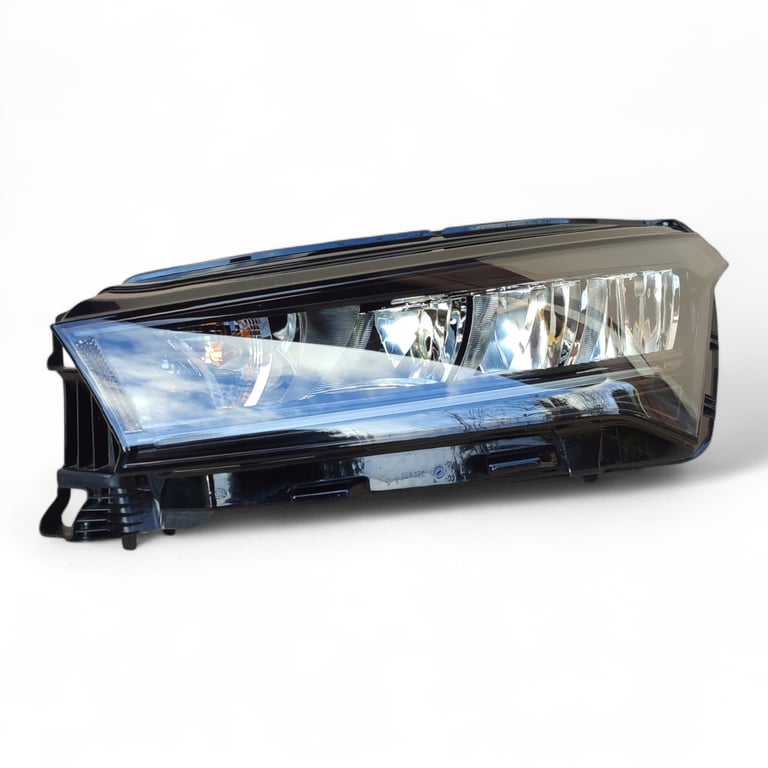 Frontscheinwerfer Skoda Enyaq I 5LB941015 LED Ein Stück (Rechts oder Links)