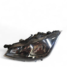 Laden Sie das Bild in den Galerie-Viewer, Frontscheinwerfer Seat Ibiza V 6F1941015B LED Links Scheinwerfer Headlight