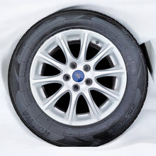 Laden Sie das Bild in den Galerie-Viewer, 1x Alufelge 16 Zoll 6.5&quot; 5x108 50ET Glanz Silber DS7C-1007-K2A Ford Mondeo