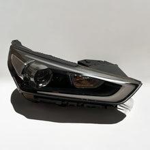 Load image into Gallery viewer, Frontscheinwerfer Hyundai Ioniq 92102-G2120 Xenon Rechts Scheinwerfer Headlight