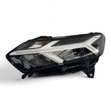 Laden Sie das Bild in den Galerie-Viewer, Frontscheinwerfer Dacia Sandero III 260601750R Full LED Rechts oder Links