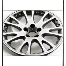 Load image into Gallery viewer, 1x Alufelge 18 Zoll 8.0" 5x108 45ET Glanz Silber 30633673 Volvo C30 C70