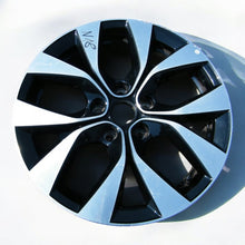 Laden Sie das Bild in den Galerie-Viewer, 1x Alufelge 17 Zoll 7.0" 5x114.3 35ET 40300-JD017A Dacia Megane 1 Koleos Scenic FEL4902532817my