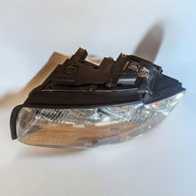 Load image into Gallery viewer, Frontscheinwerfer Audi A4 B6 8E0941003S Xenon Links Scheinwerfer Headlight