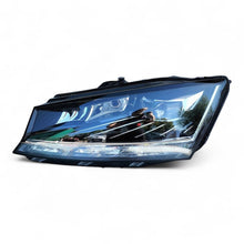 Laden Sie das Bild in den Galerie-Viewer, Frontscheinwerfer Skoda Fabia III 6V1941015F LED Links Scheinwerfer Headlight SCH9803113796et