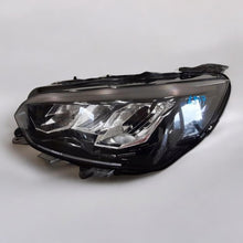 Load image into Gallery viewer, Frontscheinwerfer Peugeot 208 II 73313327 Links Scheinwerfer Headlight