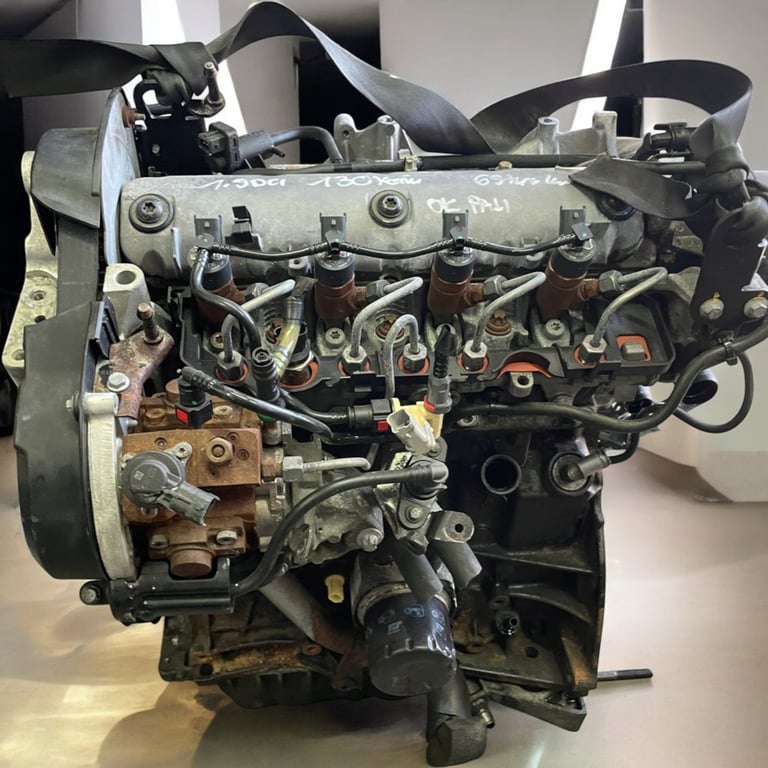 Motor Renault Megane III Scenic F9Q872 1.9 DCI 131PS 96kW Diesel Unkomplett