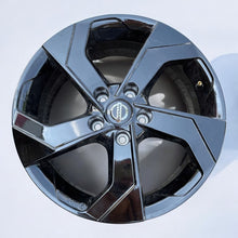 Laden Sie das Bild in den Galerie-Viewer, 1x Alufelge 17 Zoll 7.0&quot; 5x114.3 KB409-HV200 Nissan X Trail Qashqai Rim Wheel