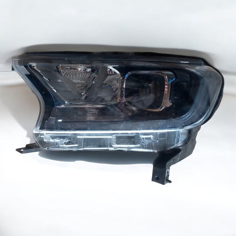 Frontscheinwerfer Ford Ranger JB3B-13E015 Links Scheinwerfer Headlight