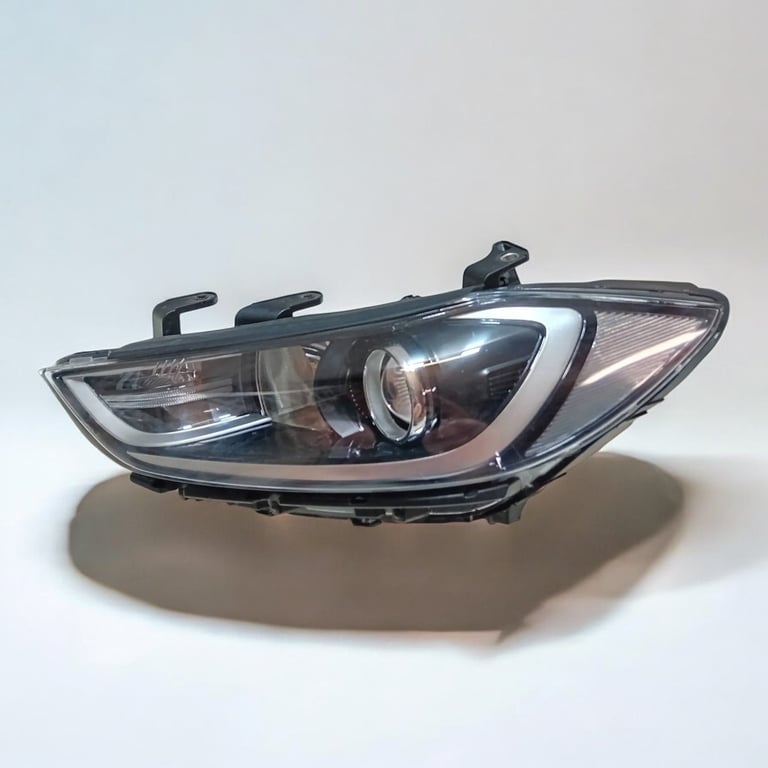 Frontscheinwerfer Hyundai Elantra 92101-F2 LED Links Scheinwerfer Headlight