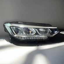 Laden Sie das Bild in den Galerie-Viewer, Frontscheinwerfer VW Touran 5TB941036B LED Rechts Scheinwerfer Headlight