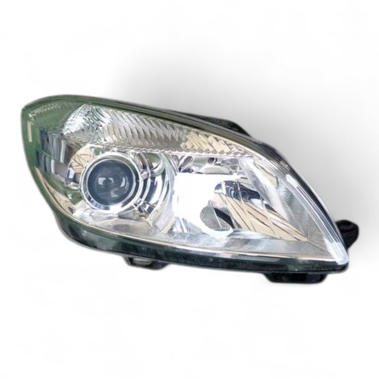 Frontscheinwerfer Skoda Fabia II Rechts Scheinwerfer Headlight