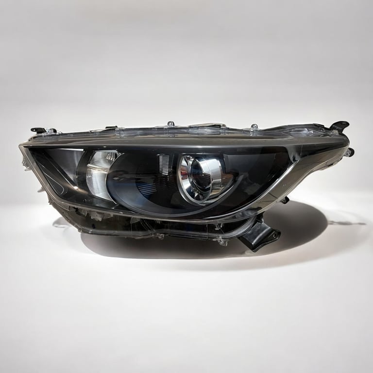 Frontscheinwerfer Toyota 4 Yaris Links Scheinwerfer Headlight