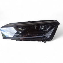 Laden Sie das Bild in den Galerie-Viewer, Frontscheinwerfer Skoda Enyaq 5LB941015A LED Links Scheinwerfer Headlight SCH6316825135zm