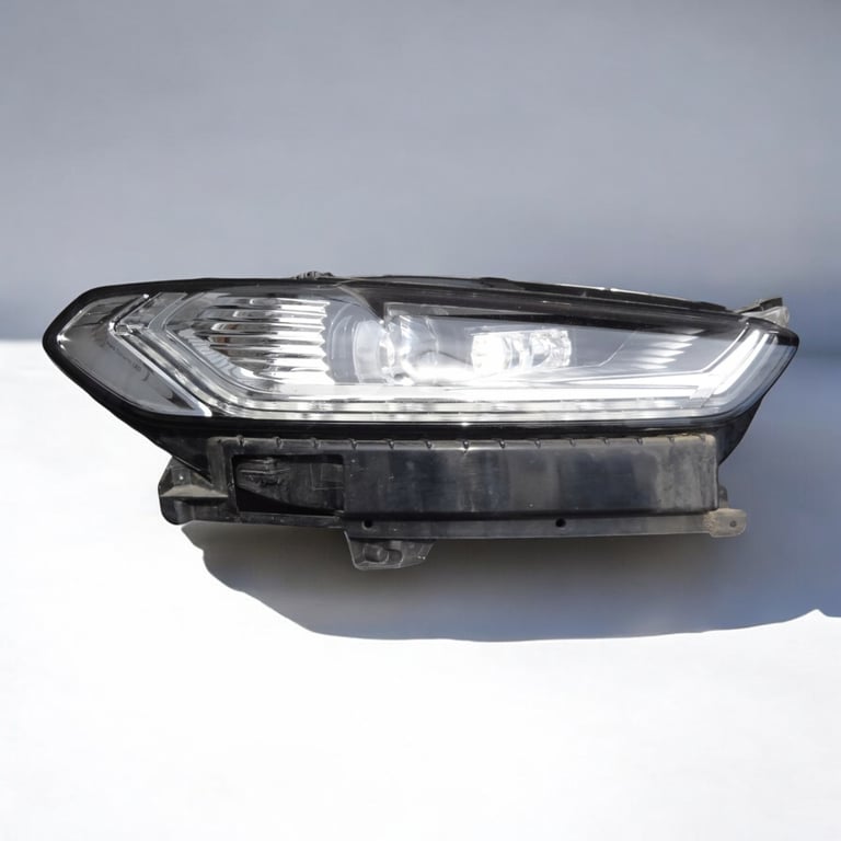 Frontscheinwerfer Ford Mondeo ES73-13D154-AG LED Rechts Scheinwerfer Headlight