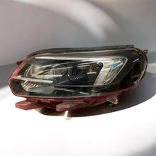 Load image into Gallery viewer, Frontscheinwerfer Opel Zafira Vivaro 9832837680-00 00218275-01 Xenon Links SCH2202244878lq