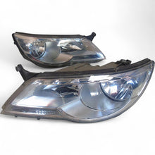 Laden Sie das Bild in den Galerie-Viewer, Frontscheinwerfer VW Tiguan Links Scheinwerfer Headlight