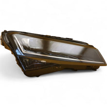 Laden Sie das Bild in den Galerie-Viewer, Frontscheinwerfer Skoda Superb III 3V1941016D LED Rechts Scheinwerfer Headlight