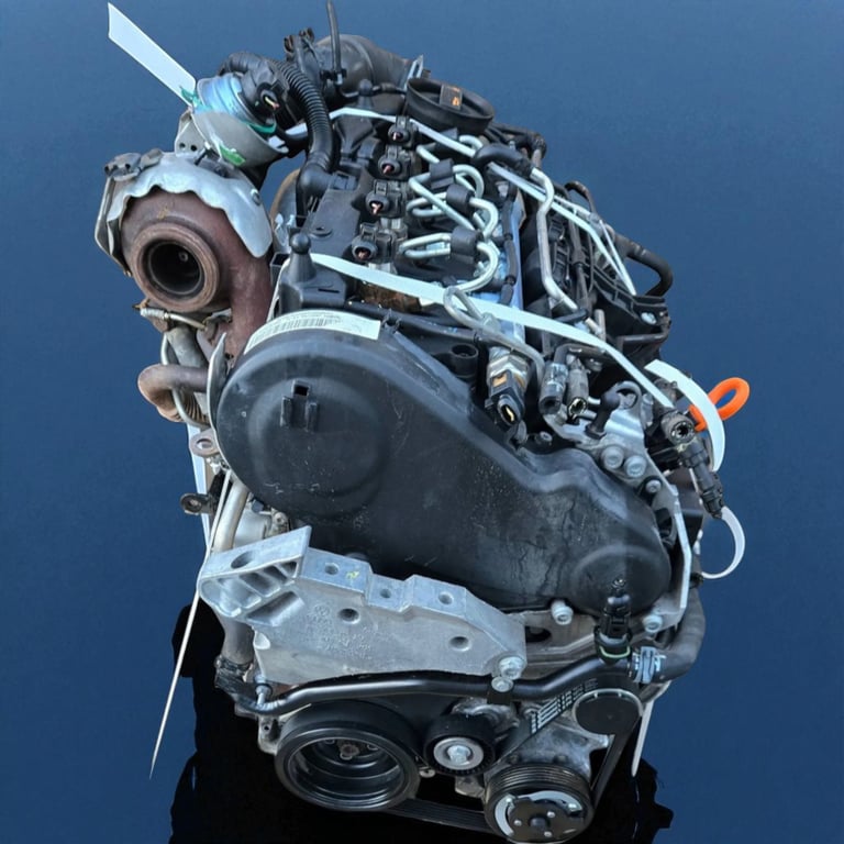 Motor Seat Skoda VW CAY 1.6 TDI 129TKm 2010 Diesel Engine Komplett