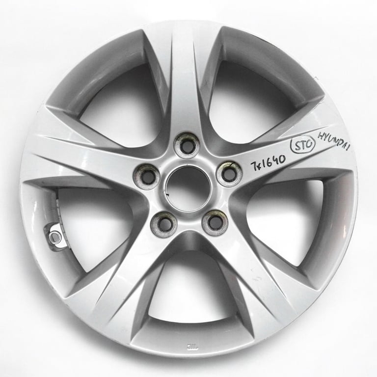 1x Alufelge 16 Zoll 7.0" 5x114.3 40ET 52910-3Z100 529103Z100 Hyundai Ix35