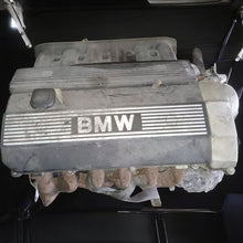 Load image into Gallery viewer, Motor BMW 5 E34 M50 1994 Benzin Engine Unkomplett