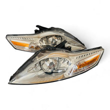 Load image into Gallery viewer, Frontscheinwerfer 7S71-13D155-AL 7S71-13D154- Xenon Ein Satz Headlight