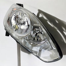 Load image into Gallery viewer, Frontscheinwerfer Ford C-Max AM51-13W029-AF Rechts Scheinwerfer Headlight