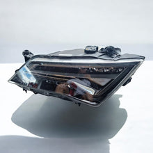 Laden Sie das Bild in den Galerie-Viewer, Frontscheinwerfer Seat Ateca Links Scheinwerfer Headlight SCH9147075443hc