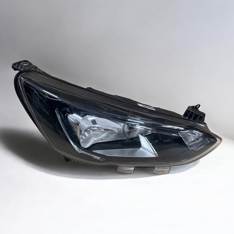 Frontscheinwerfer Ford Focus MX7B-13E014-CC LED Rechts Scheinwerfer Headlight