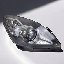 Load image into Gallery viewer, Frontscheinwerfer Opel Zafira B 301214284 Xenon Rechts Scheinwerfer Headlight