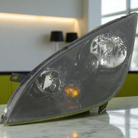 Frontscheinwerfer Mitsubishi Colt 8301B367 Links Scheinwerfer Headlight