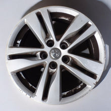 Laden Sie das Bild in den Galerie-Viewer, 1x Alufelge 16 Zoll 7.0&quot; 5x105 41ET 39025544 Chevrolet Astra K Rim Wheel