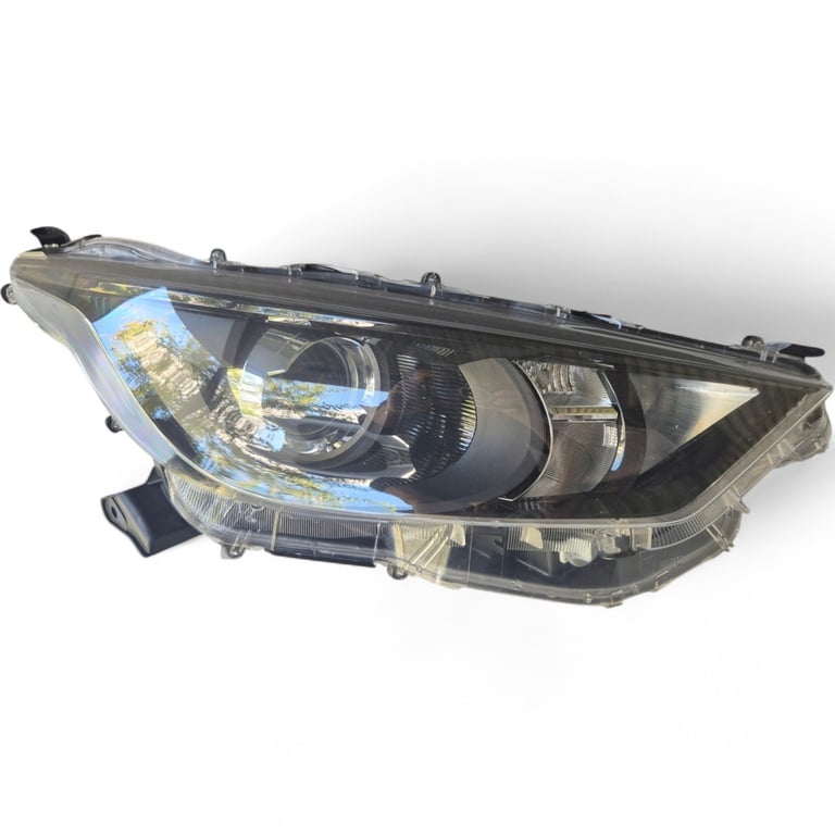 Frontscheinwerfer Toyota 4 Yaris Rechts Scheinwerfer Headlight