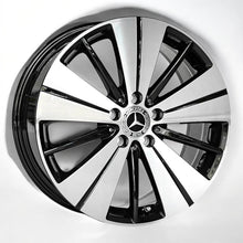 Laden Sie das Bild in den Galerie-Viewer, 4x Alufelge 18 Zoll 7.5&quot; 5x112 52ET A2464011800 Mercedes-Benz W176 Vito