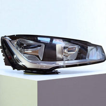 Load image into Gallery viewer, Frontscheinwerfer Audi A1 8XA941004 Rechts Scheinwerfer Headlight