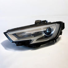 Laden Sie das Bild in den Galerie-Viewer, Frontscheinwerfer Audi A3 8V0941005E Xenon Links Scheinwerfer Headlight