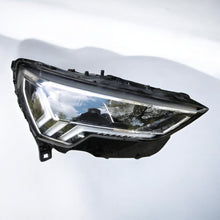 Laden Sie das Bild in den Galerie-Viewer, Frontscheinwerfer Audi Q3 83A941034 LED Rechts Scheinwerfer Headlight