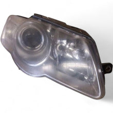 Load image into Gallery viewer, Frontscheinwerfer VW Passat 3C0941055AA Rechts Scheinwerfer Headlight SCH6781361828tl