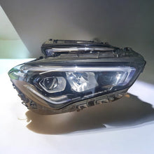 Laden Sie das Bild in den Galerie-Viewer, Frontscheinwerfer Mercedes-Benz Cla A1189062500 LED Rechts oder Links