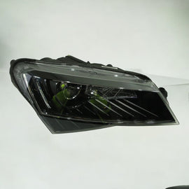 Frontscheinwerfer Skoda Superb III 3V1941016B Xenon Rechts Headlight
