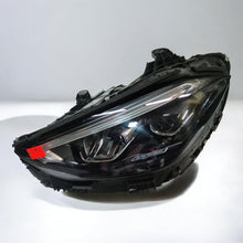Laden Sie das Bild in den Galerie-Viewer, Frontscheinwerfer Mercedes-Benz W206 A2069068104 Full LED Links Headlight SCH1537602012iy